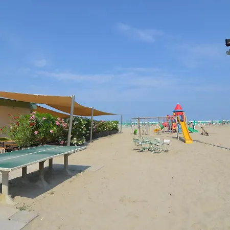 Apartment With Pool *